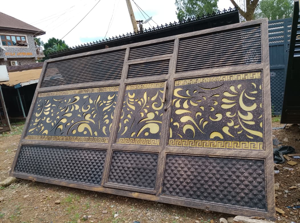 ₦500,000 Modern Slat Security Gate